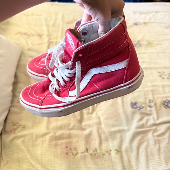 Shoes - Picture 3 of 7